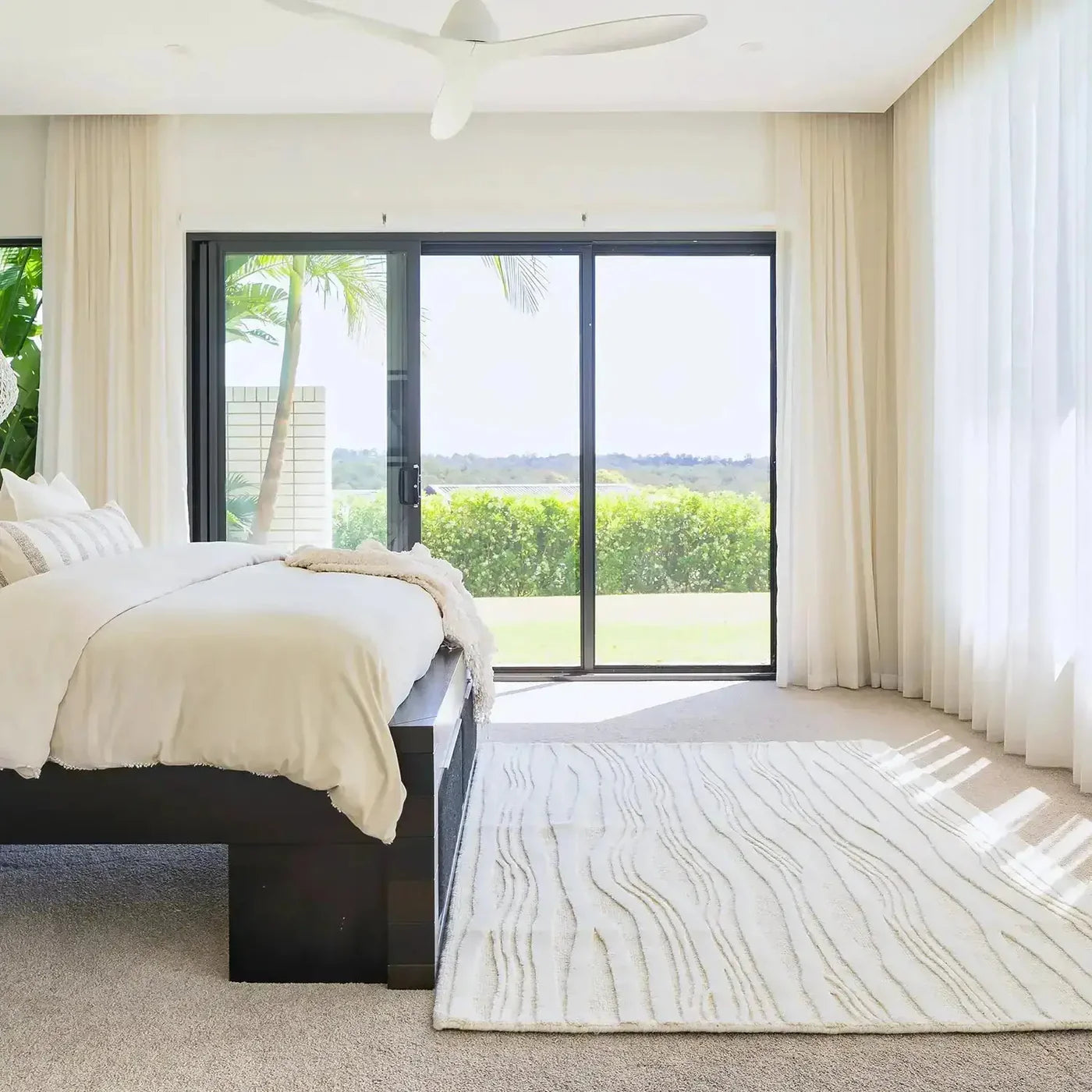 Barron  Ivory  Beige  Rug