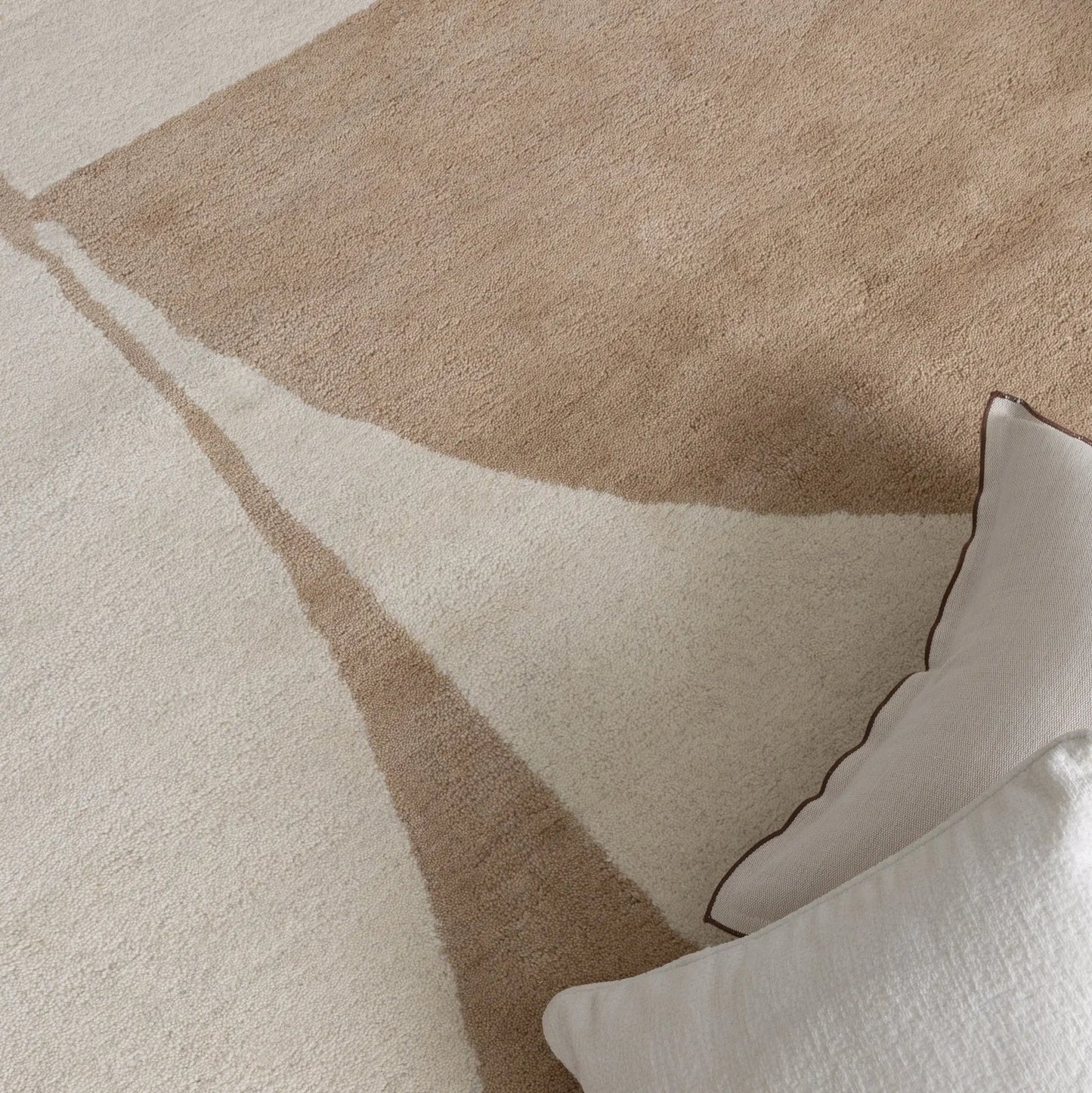 Carina   Ivory   Beige   Wool   Rug