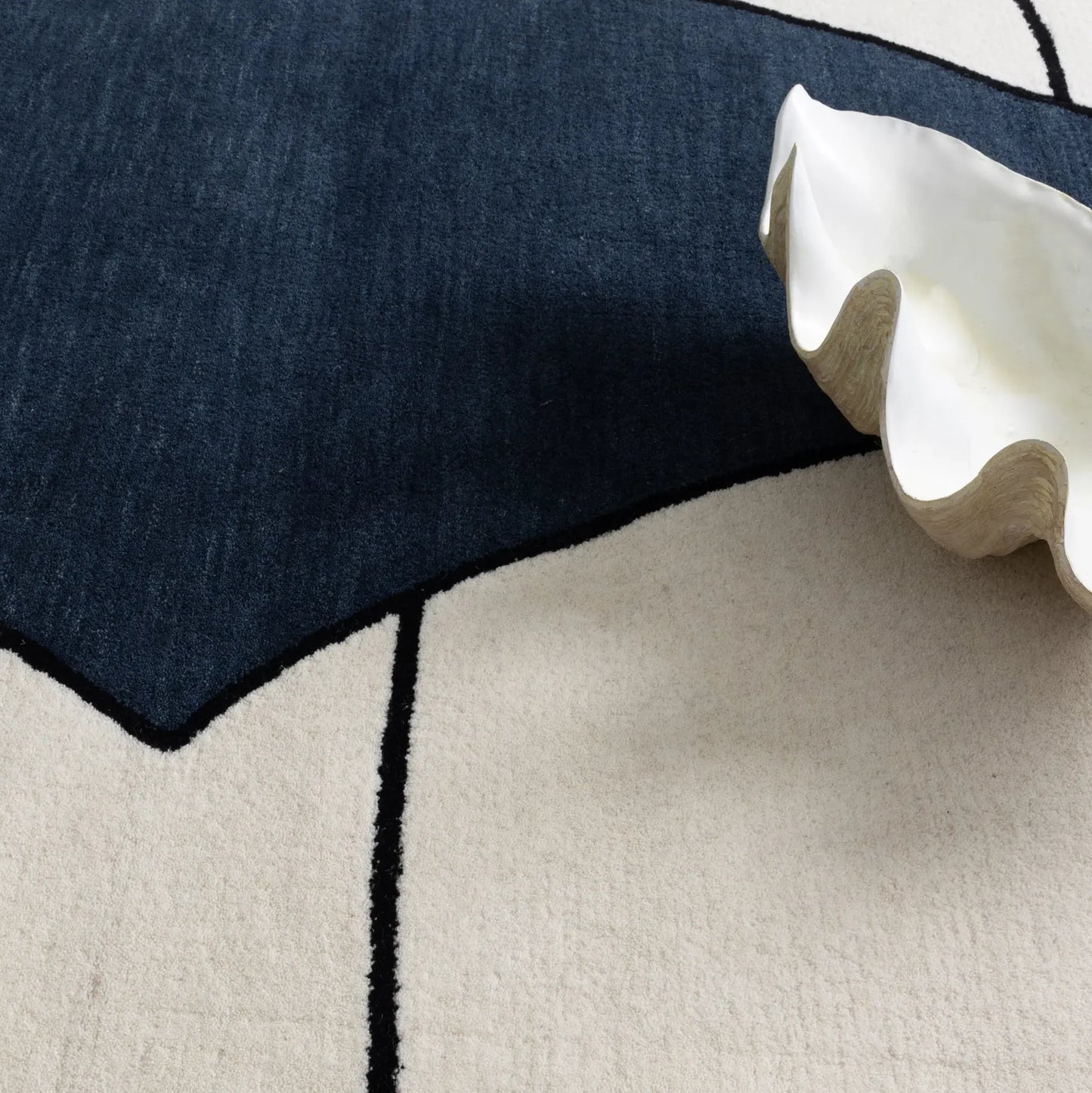 Como   Blue   Designer   Wool   Rug