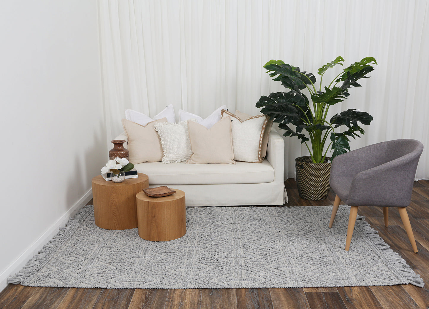 Dorian Tribal Grey Wool Rug