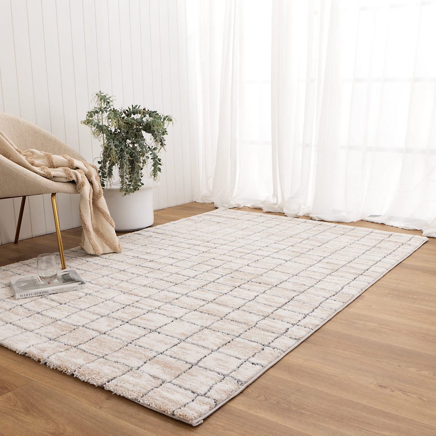 Nova Clean Lines Neutral Rug