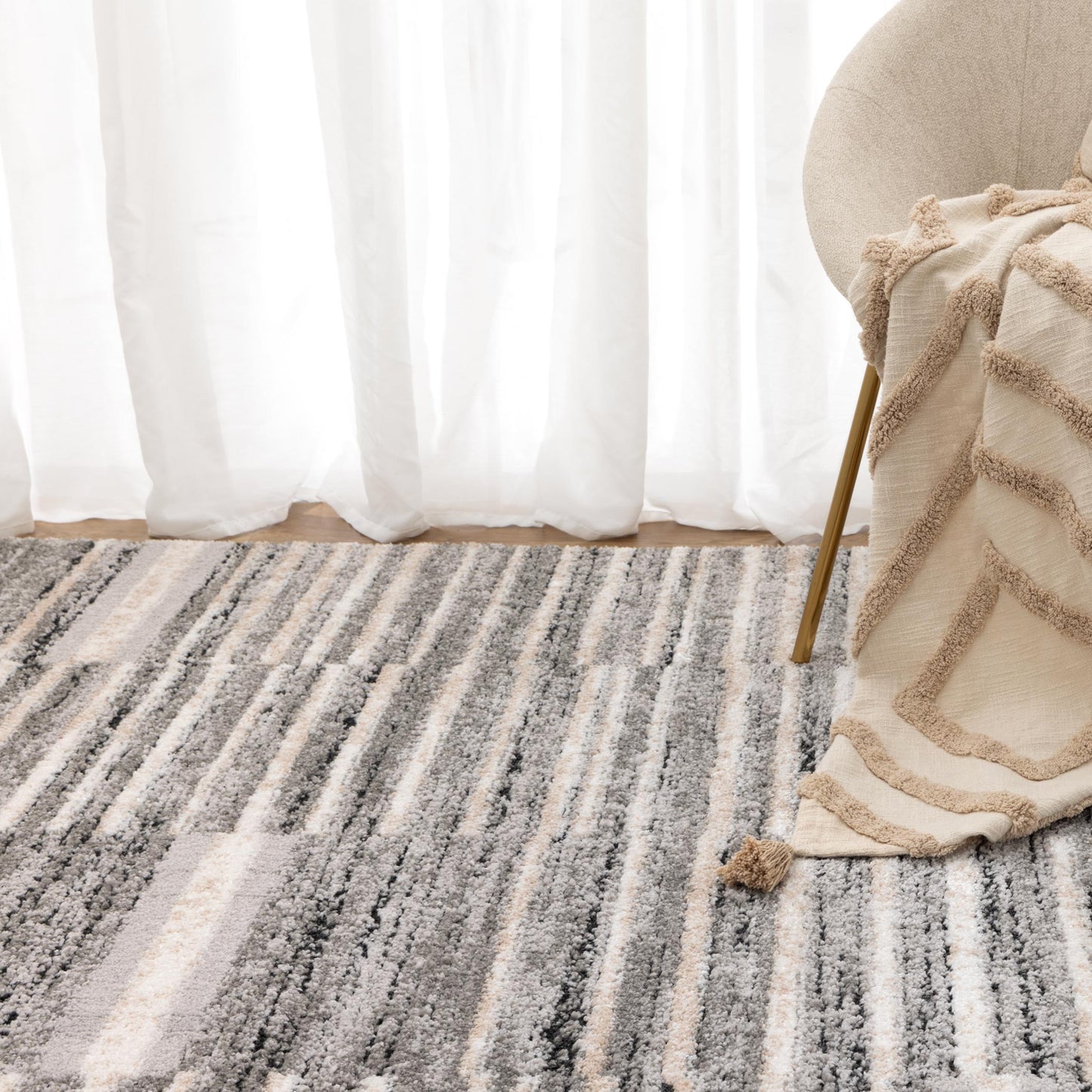 Nova Shapes Grey Rug