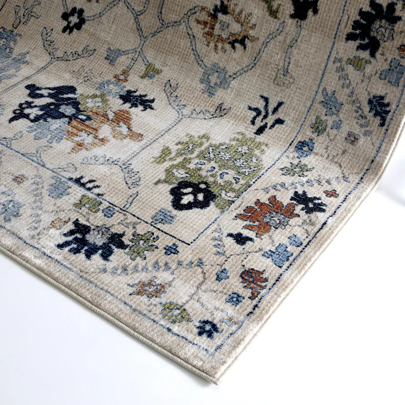 Noosa   Ivory   Multi   Traditional   Rug