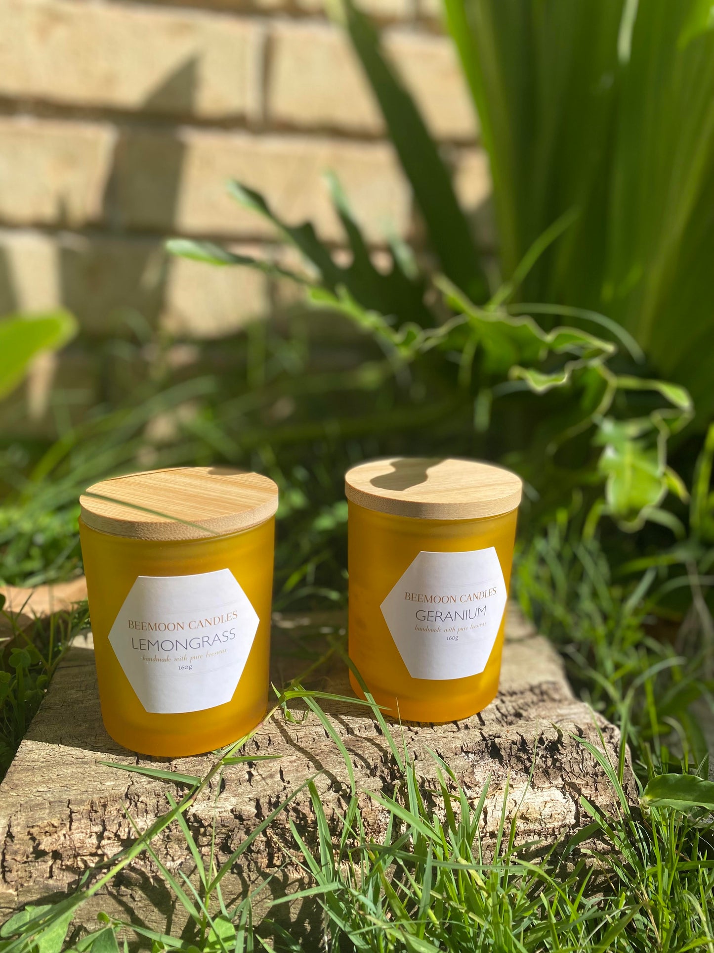 Beeswax Geranium Scented Candle